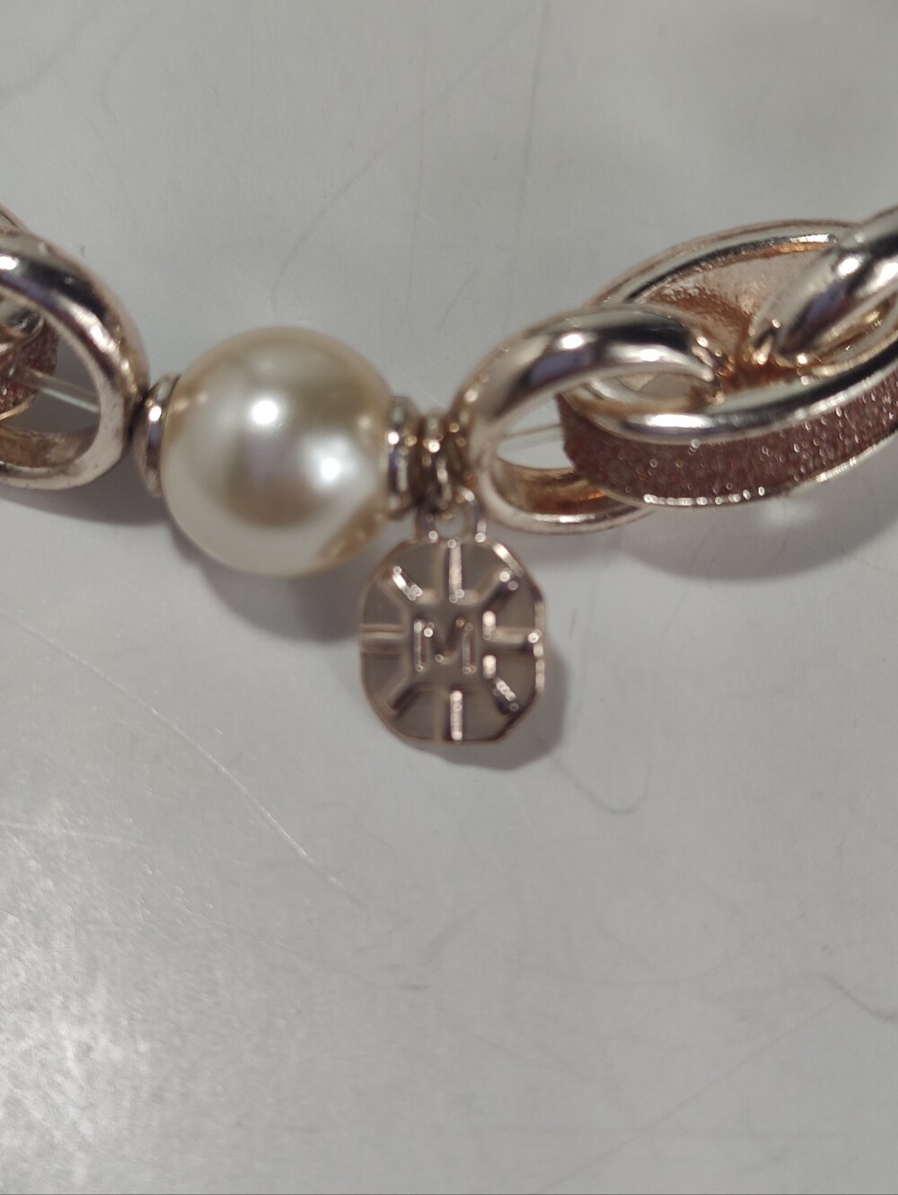 Monet Rose Gold Tone Faux Pearl Stretch Bracelet Pink Glitter Link Statement - Picture 4 of 7